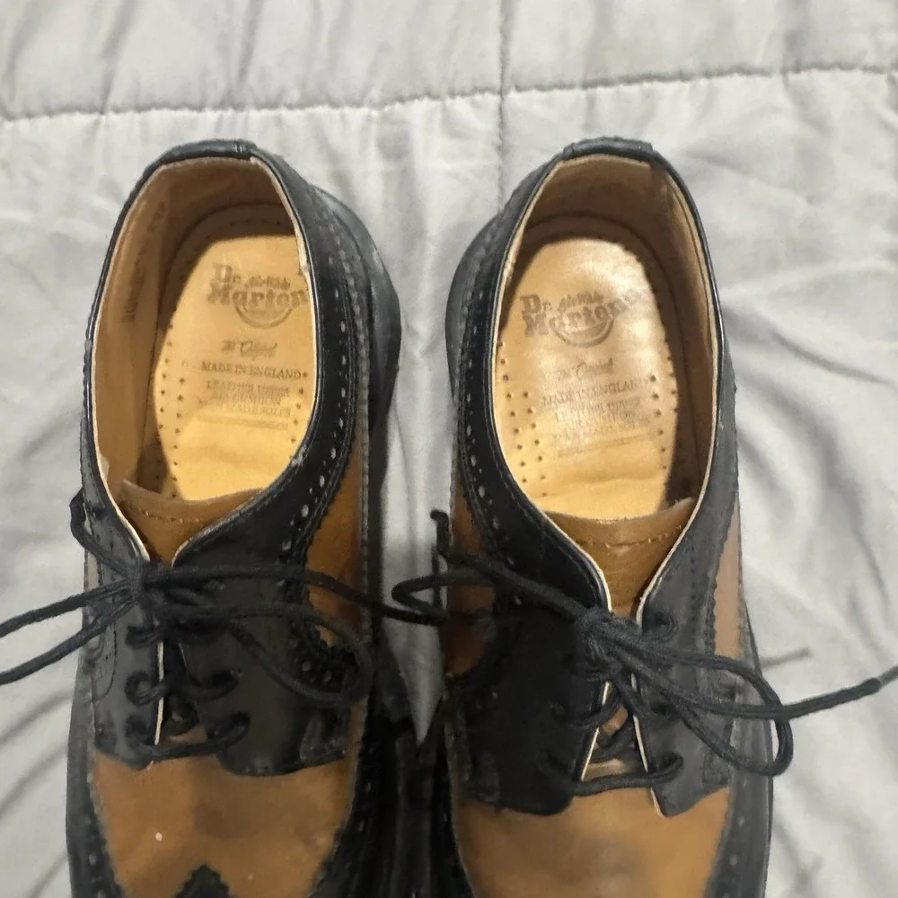 Vintage 90's Dr. Martens Bex 3989 Black‎ Gold Wingtip Brogue Oxfords Y2K Size 5